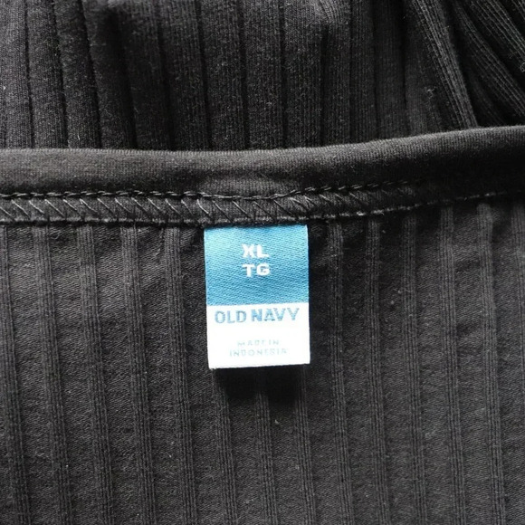 Old Navy Women's XL Black Ribbed Fitted Stretchy Cropped Sleeveless Tank Top - Picture 5 of 7